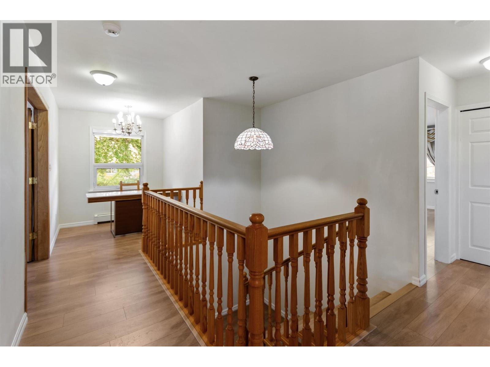 1806 Western Parkway Property Photo 14