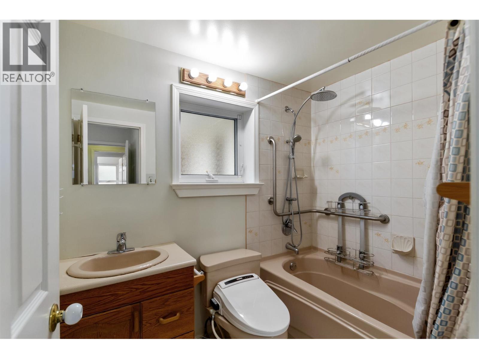 1806 Western Parkway Property Photo 15
