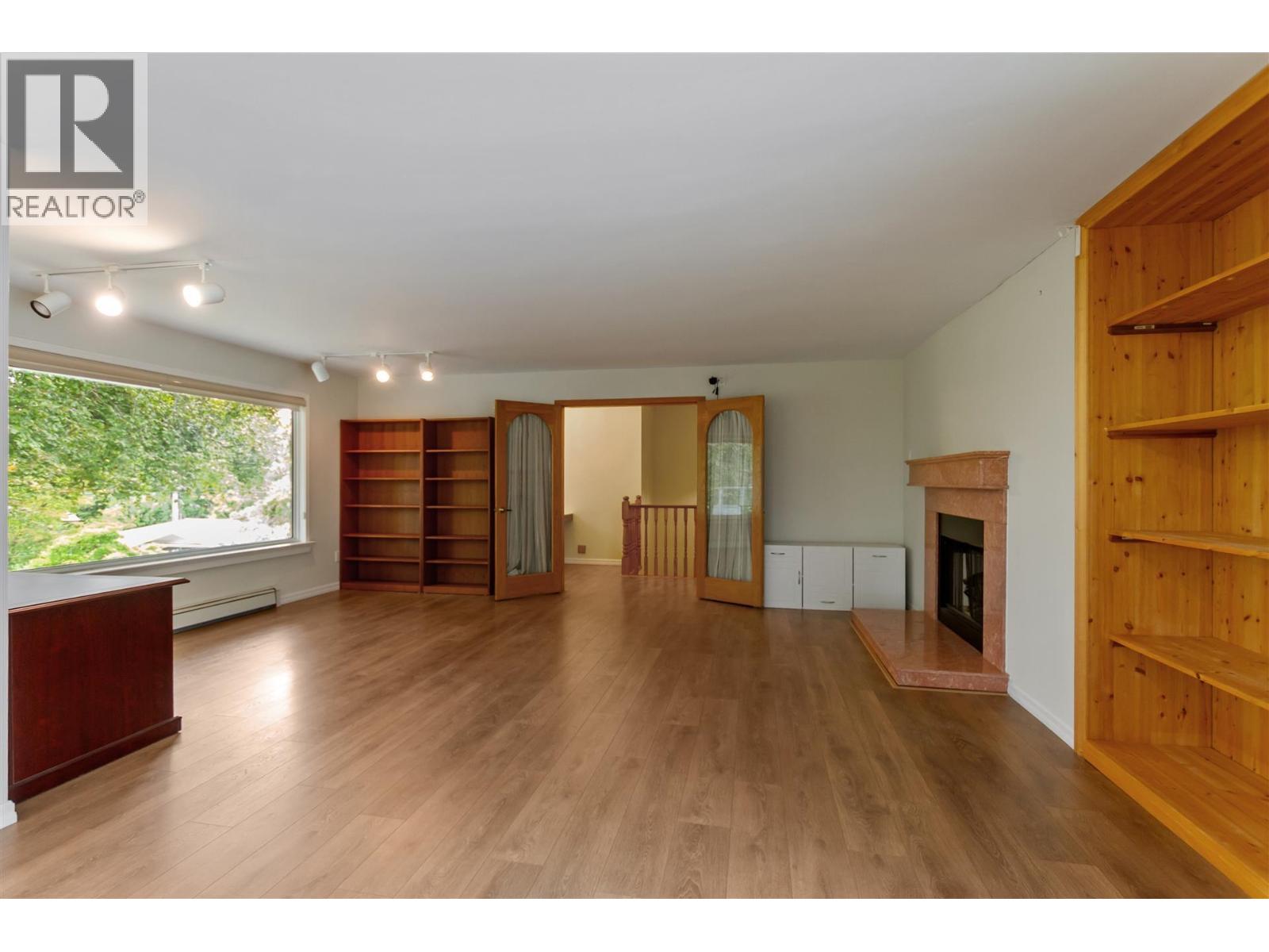 1806 Western Parkway Property Photo 18
