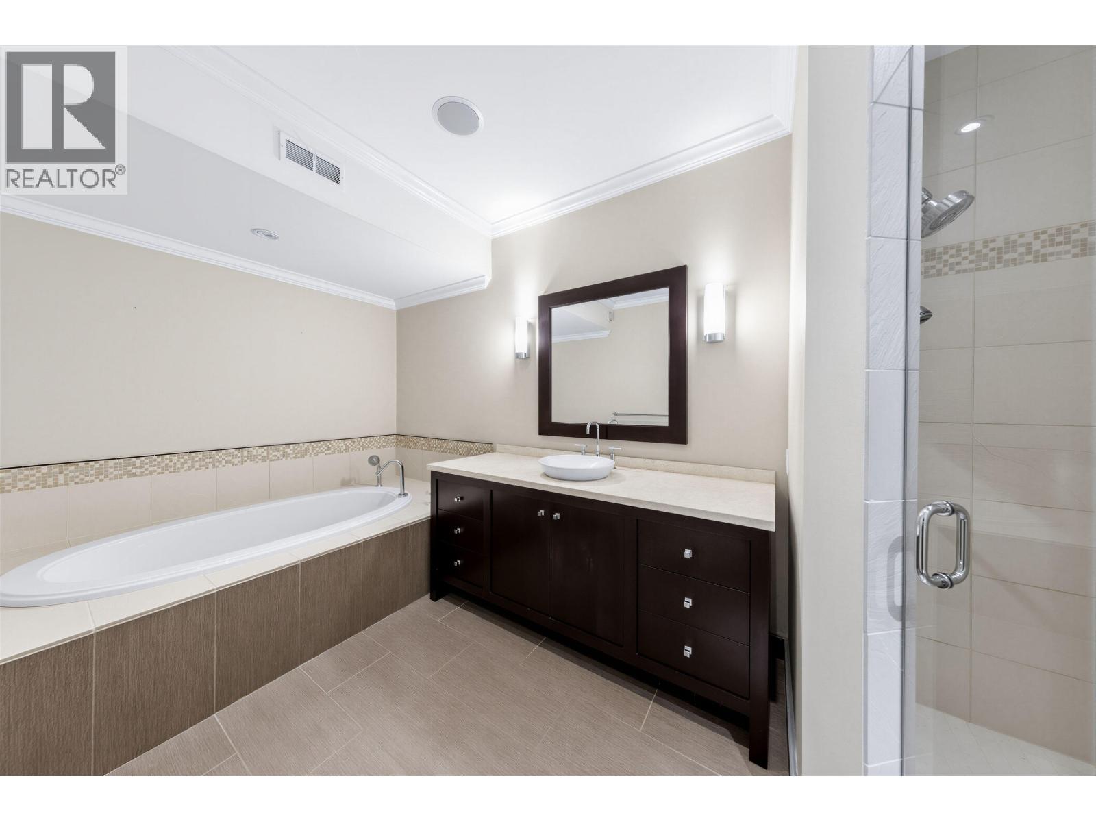 791 Beachview Drive Property Photo 37