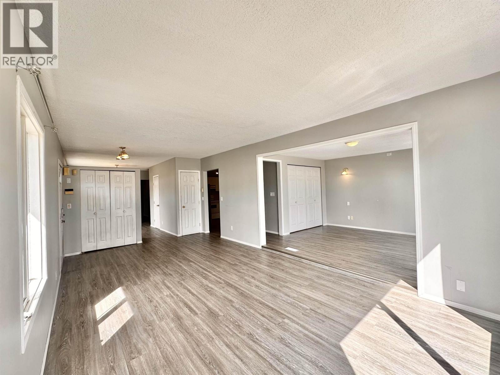 1144 4th Avenue Property Photo 4