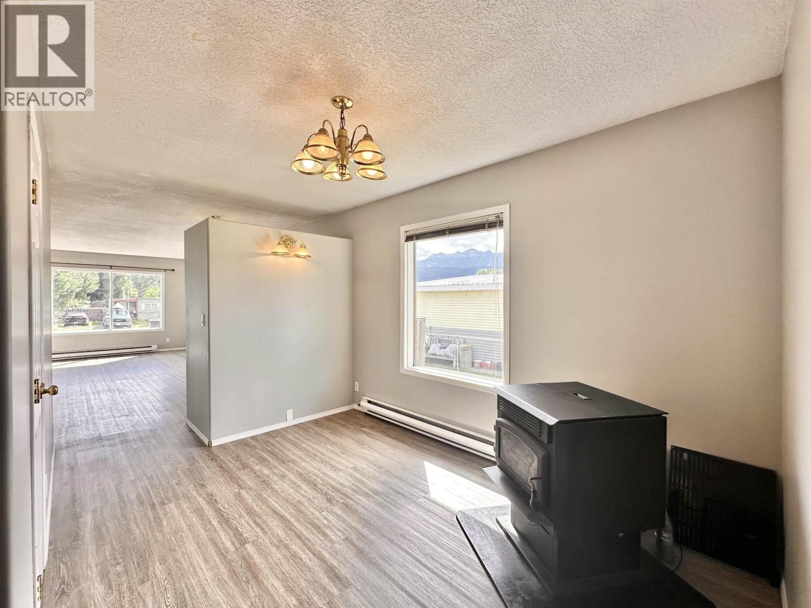 1144 4th Avenue Property Photo 6