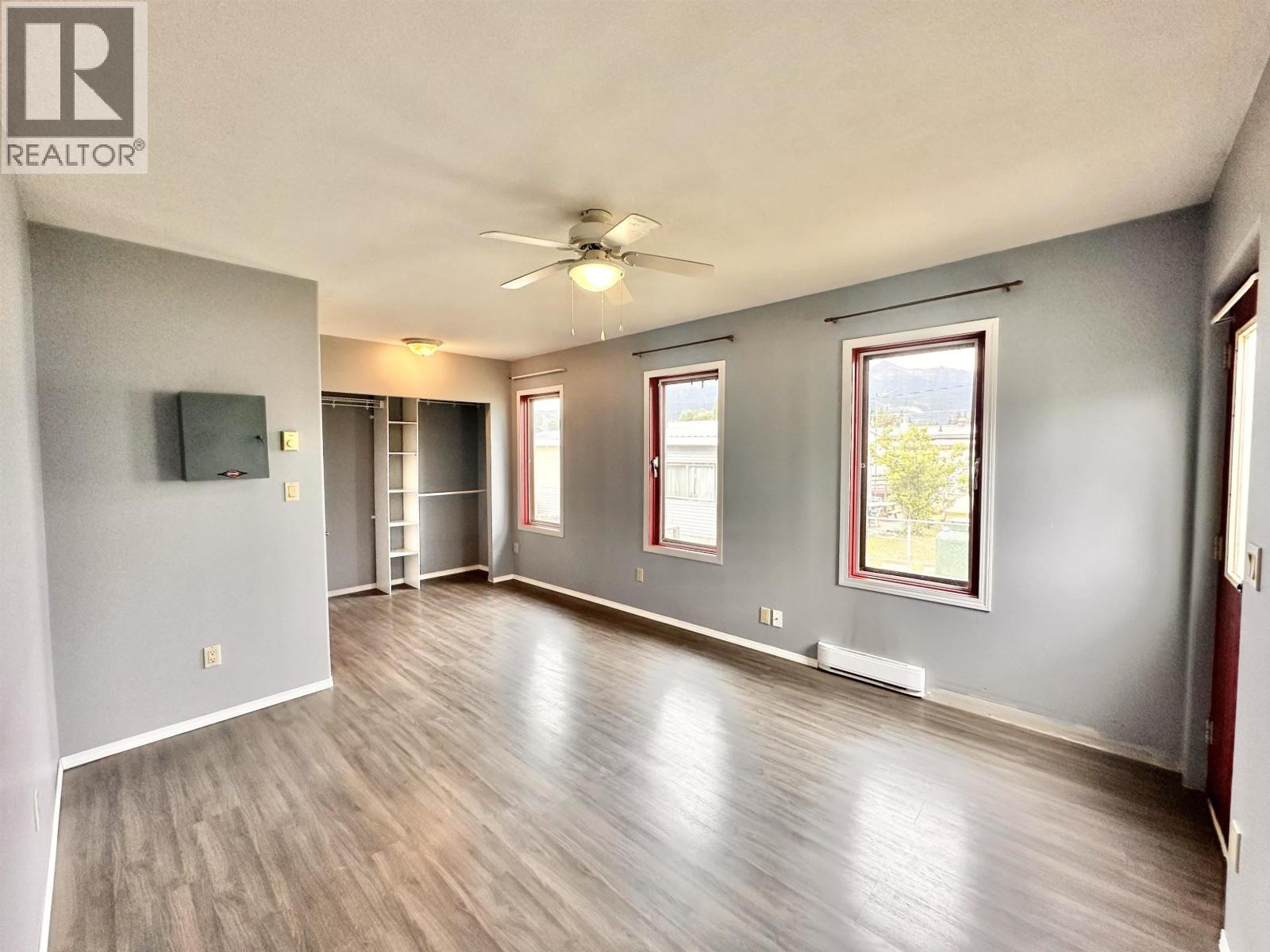 1144 4th Avenue Property Photo 10