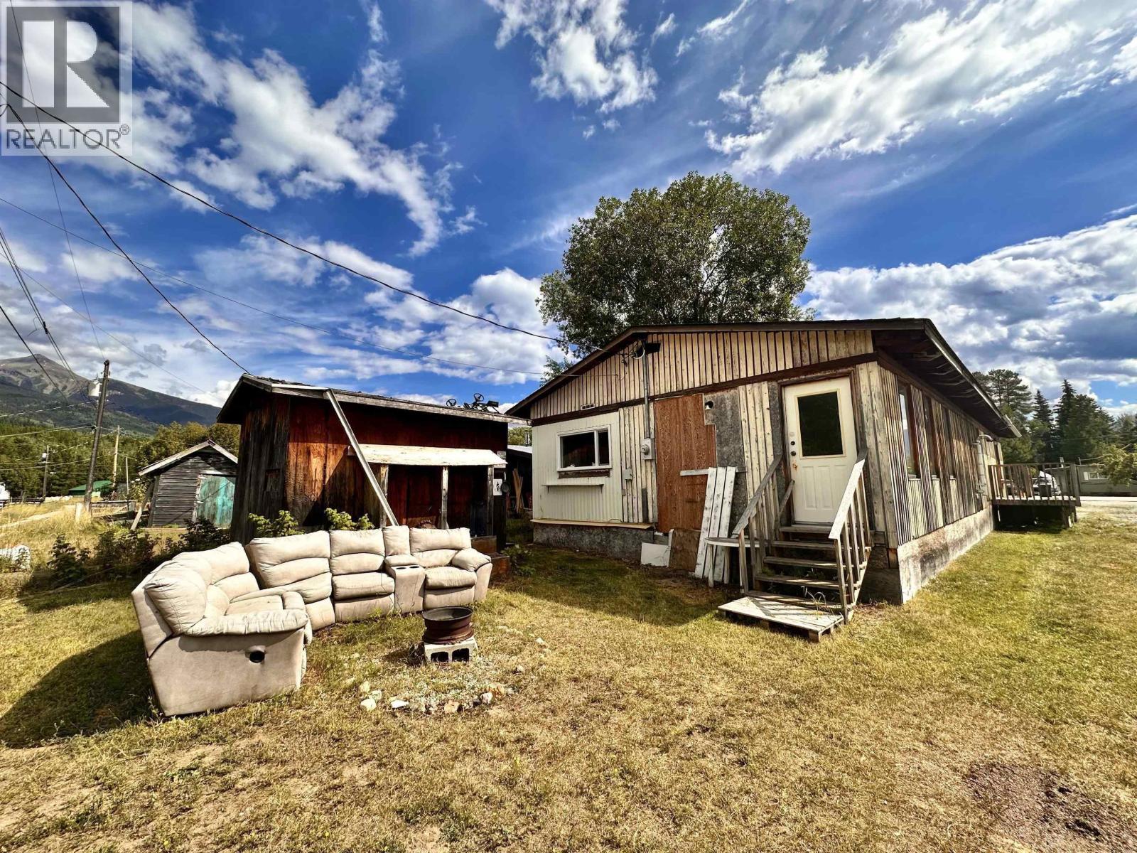 1144 4th Avenue Property Photo 16