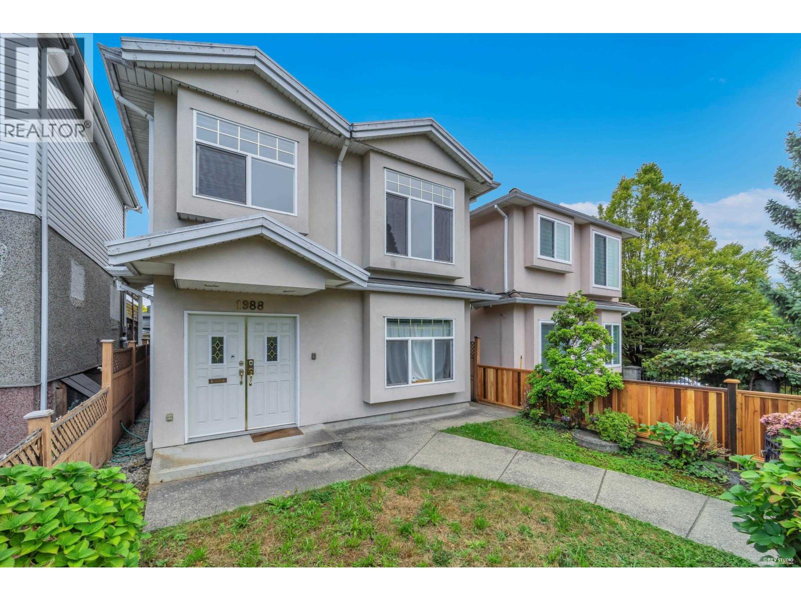 1988 NANAIMO STREET Property Photo 1