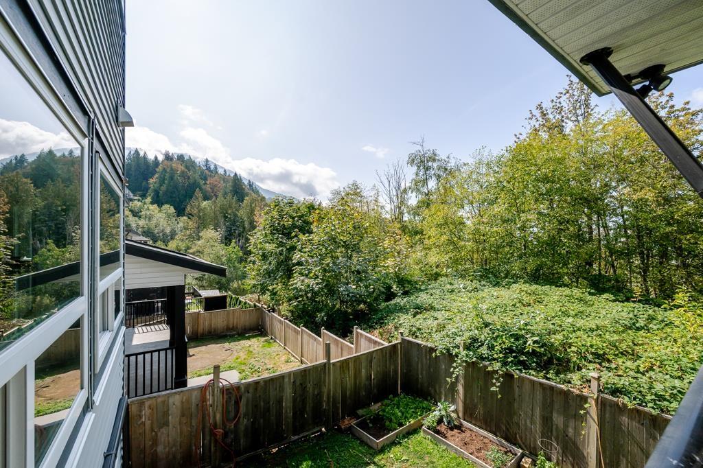 8494 Forest Gate Drive Property Photo 22