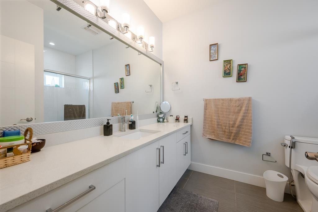 8494 Forest Gate Drive Property Photo 32