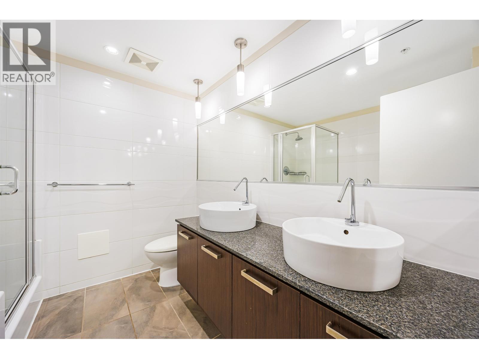 2905 2980 Atlantic Avenue Property Photo 16