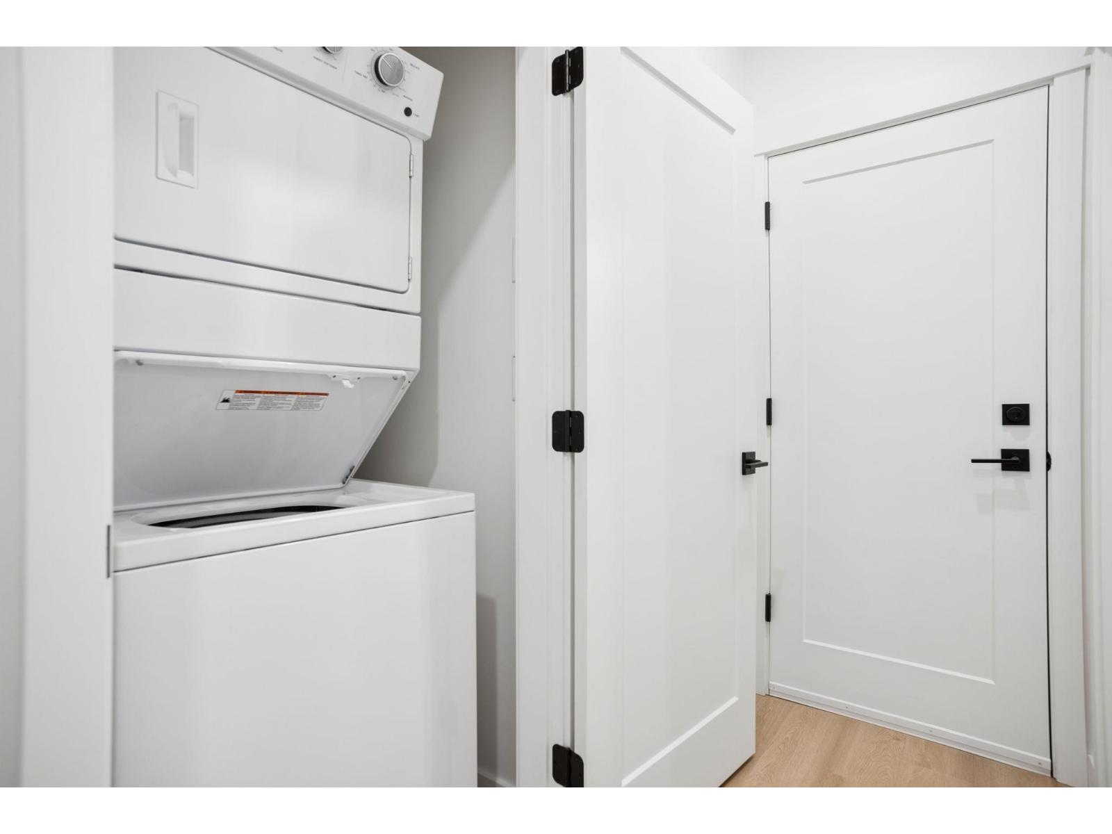 19624 75a Avenue Property Photo 35