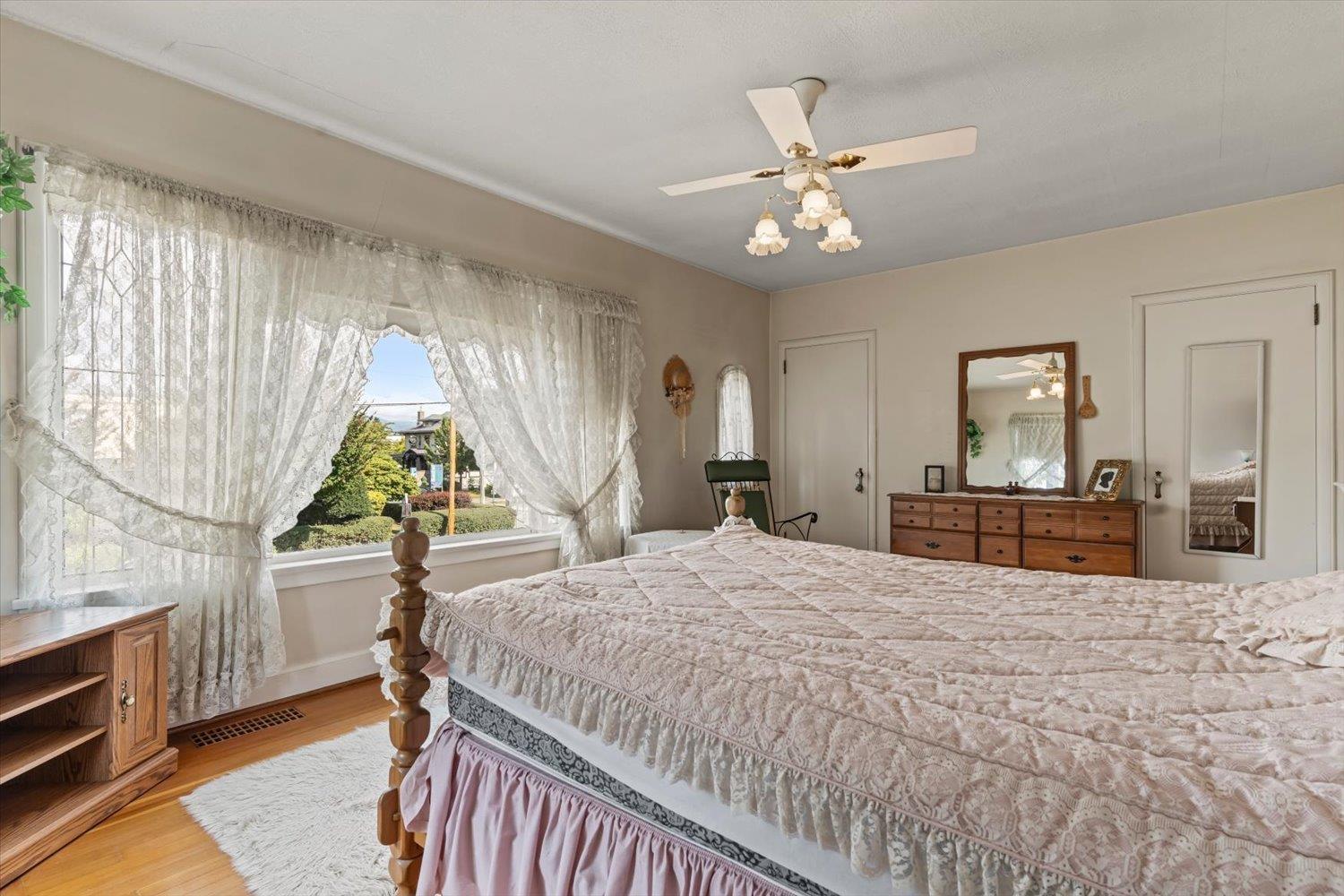 46094 Gore Avenue Property Photo 20