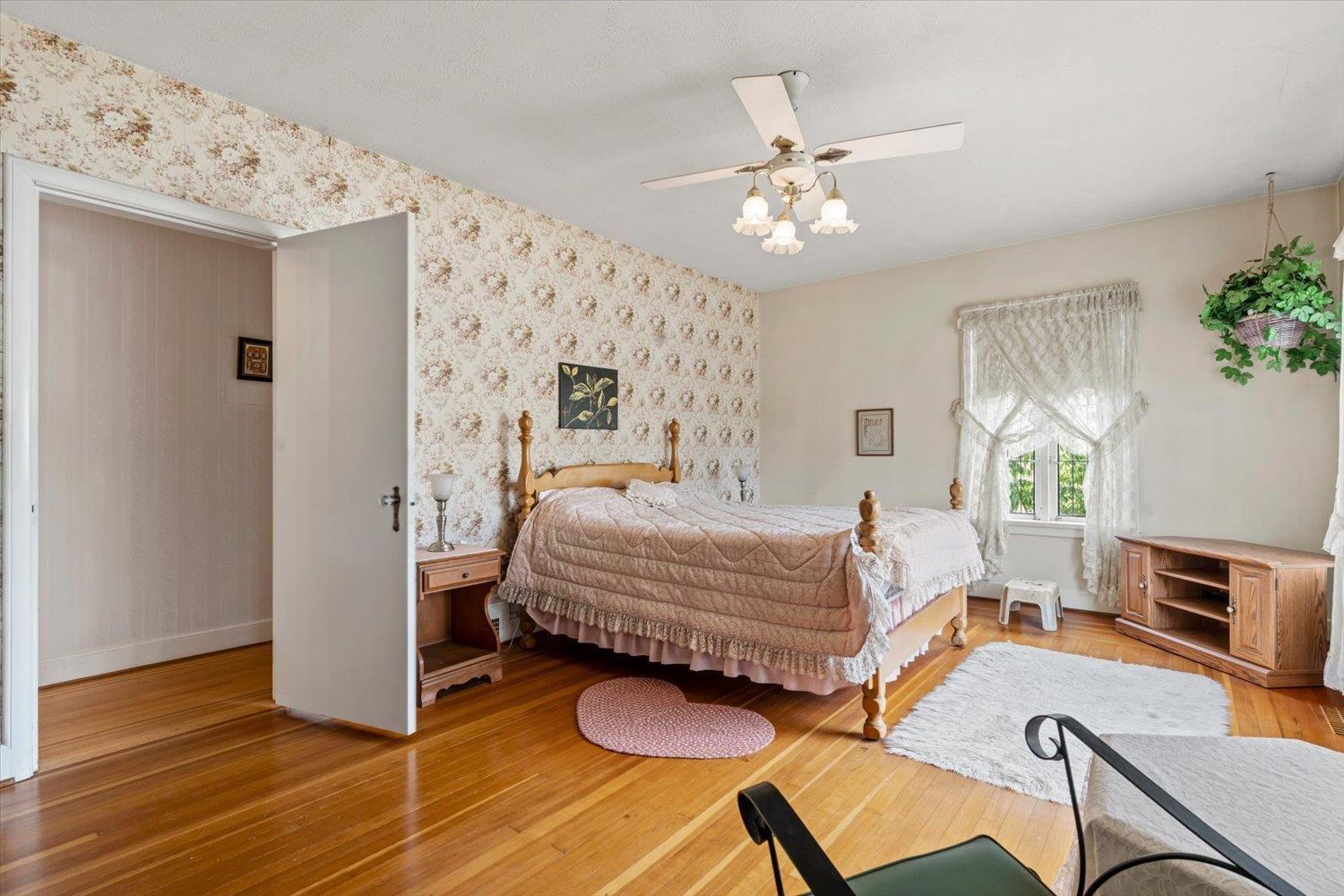 46094 Gore Avenue Property Photo 21