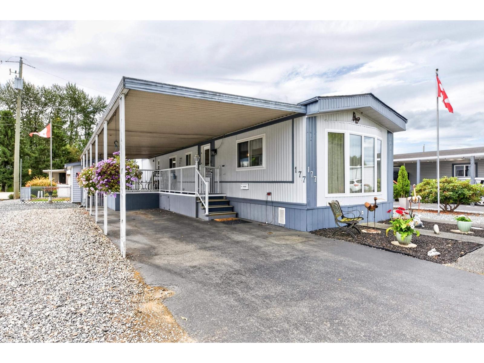 177 27111 0 Avenue Property Photo 1