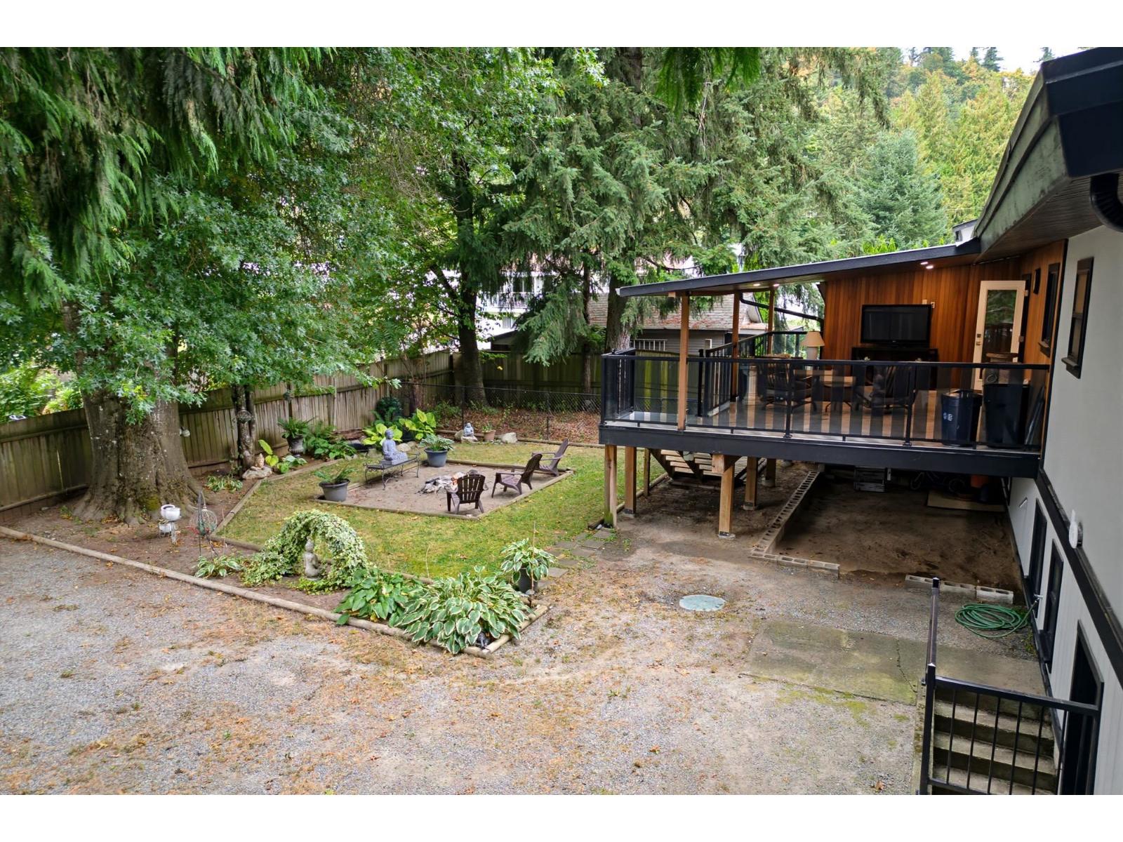8087 Manson Street Property Photo 3