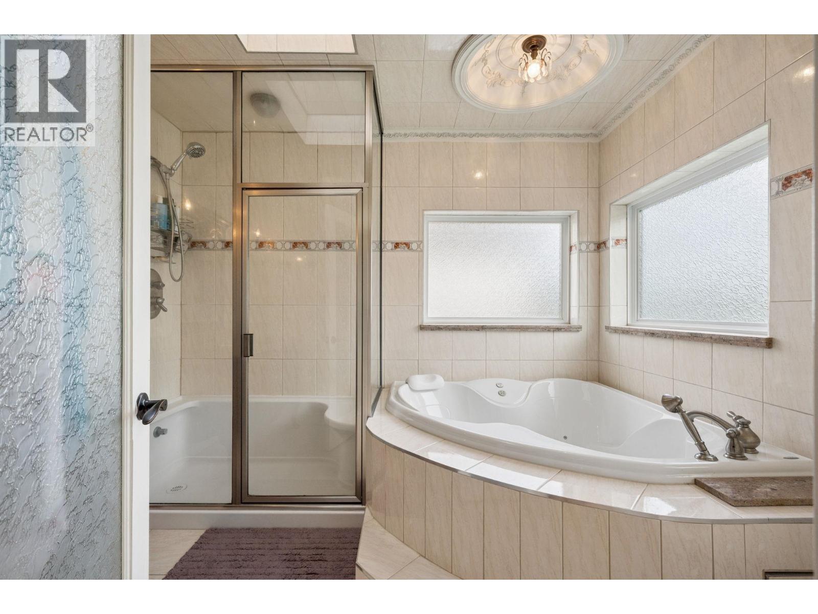 3711 Ullsmore Avenue Property Photo 24