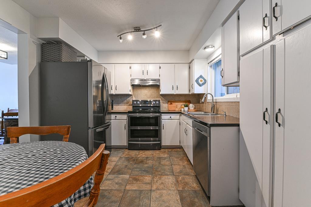 9 32870 Bevan Way Property Photo 16