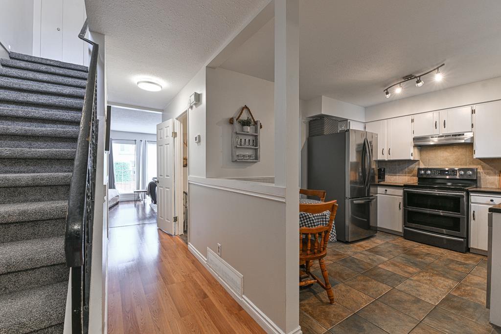 9 32870 Bevan Way Property Photo 22