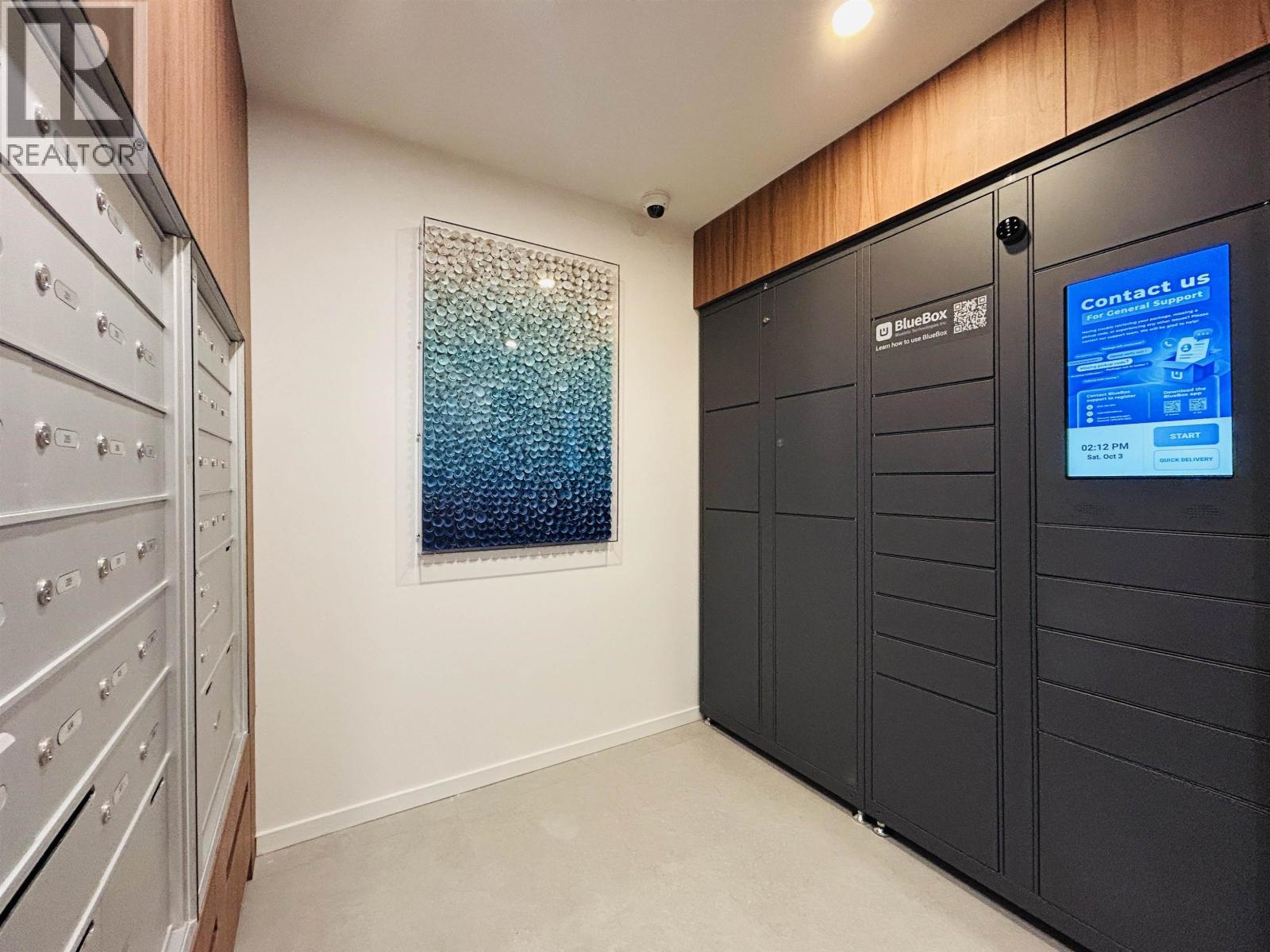 201 8486 Oak Street Property Photo 22