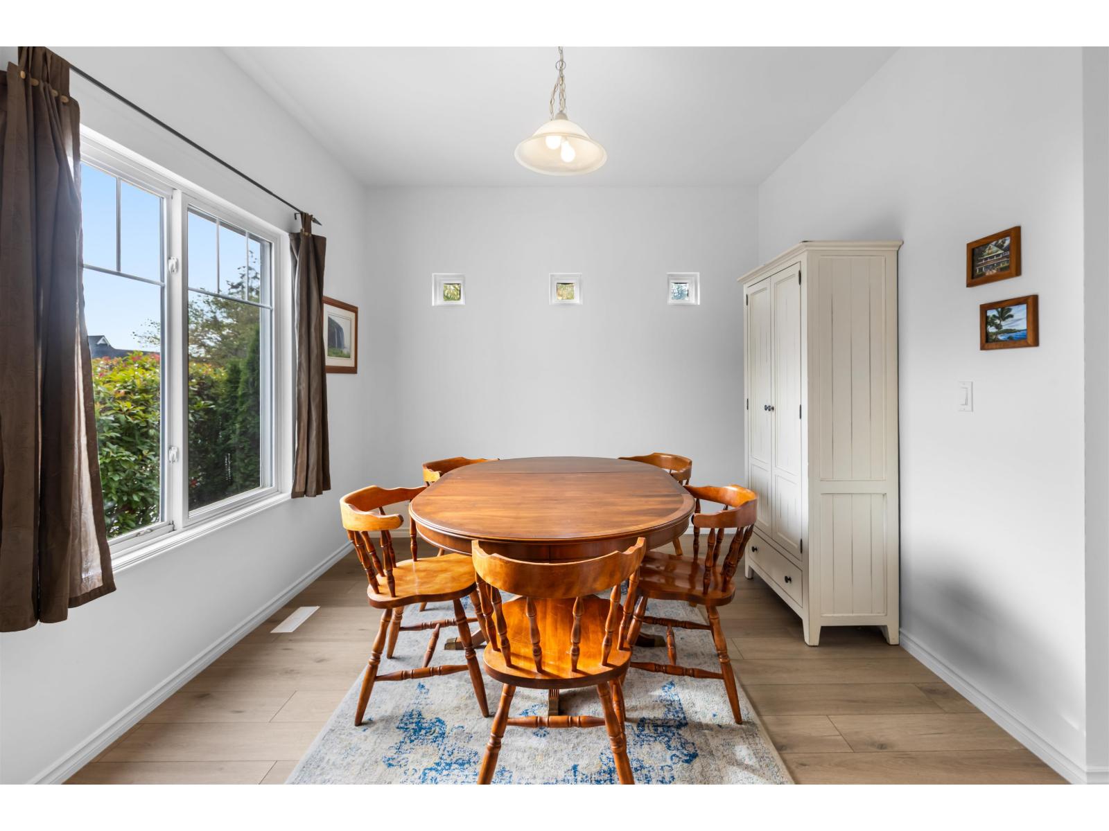 6609 205 Street Property Photo 12