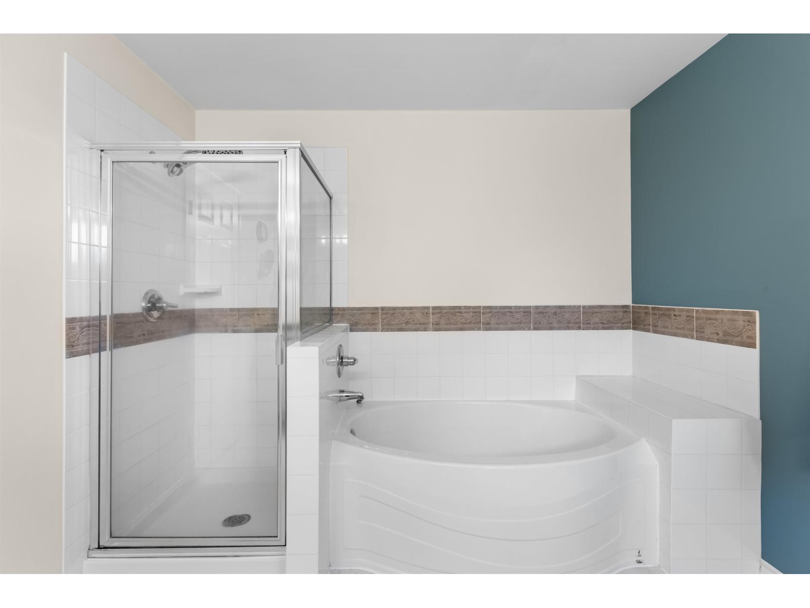 6609 205 Street Property Photo 22