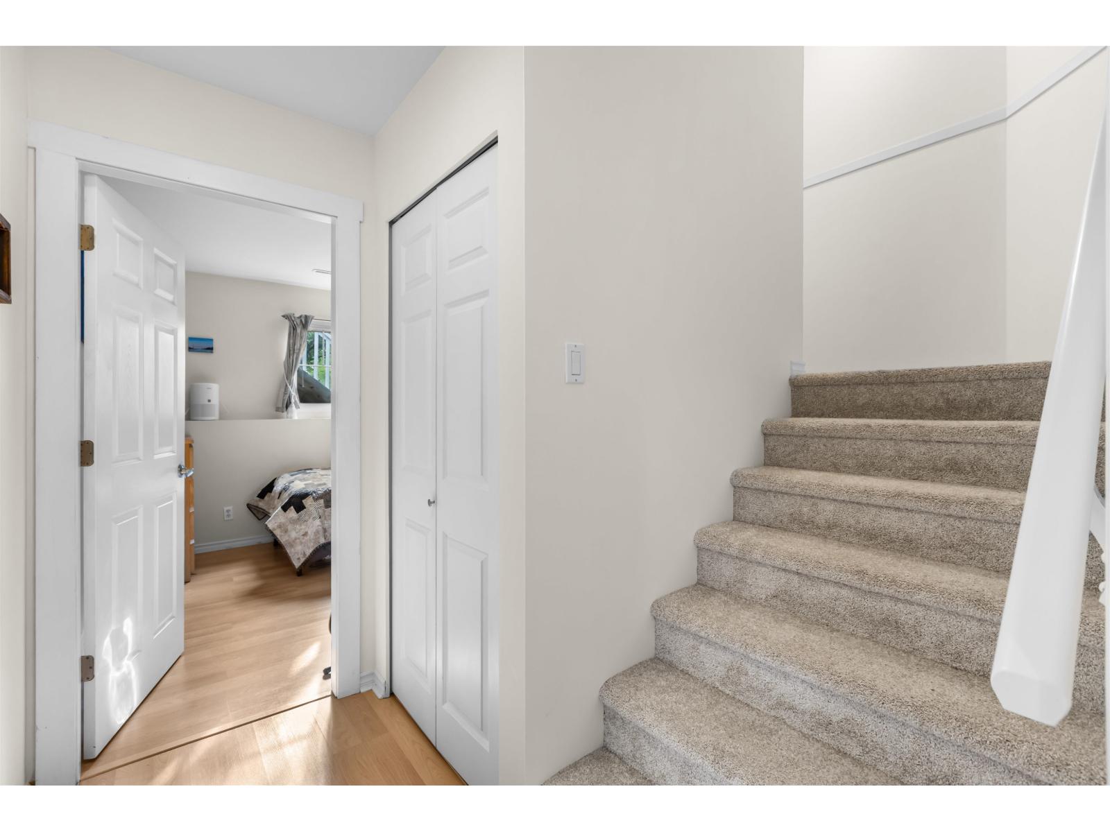 6609 205 Street Property Photo 30
