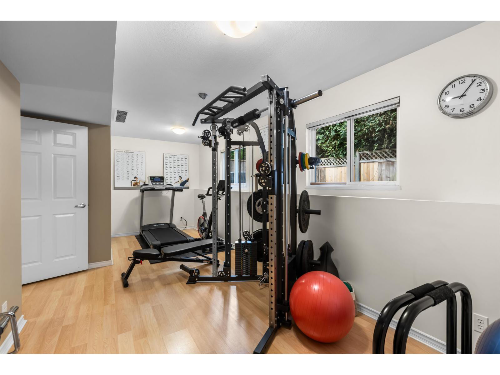 6609 205 Street Property Photo 32