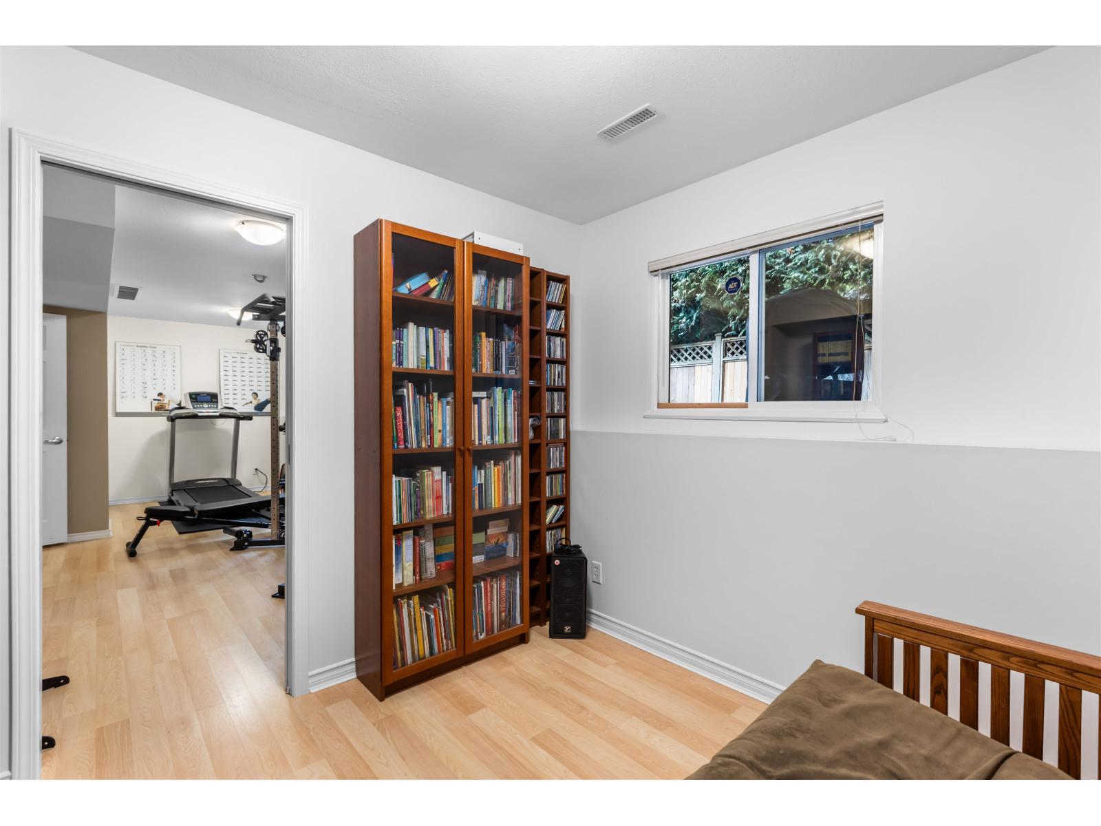6609 205 Street Property Photo 34