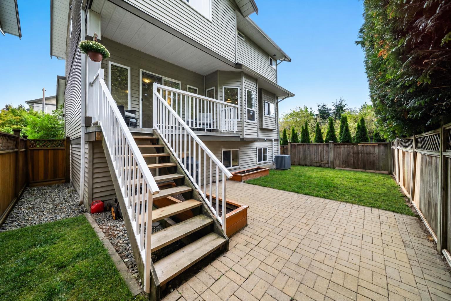 6609 205 Street Property Photo 36
