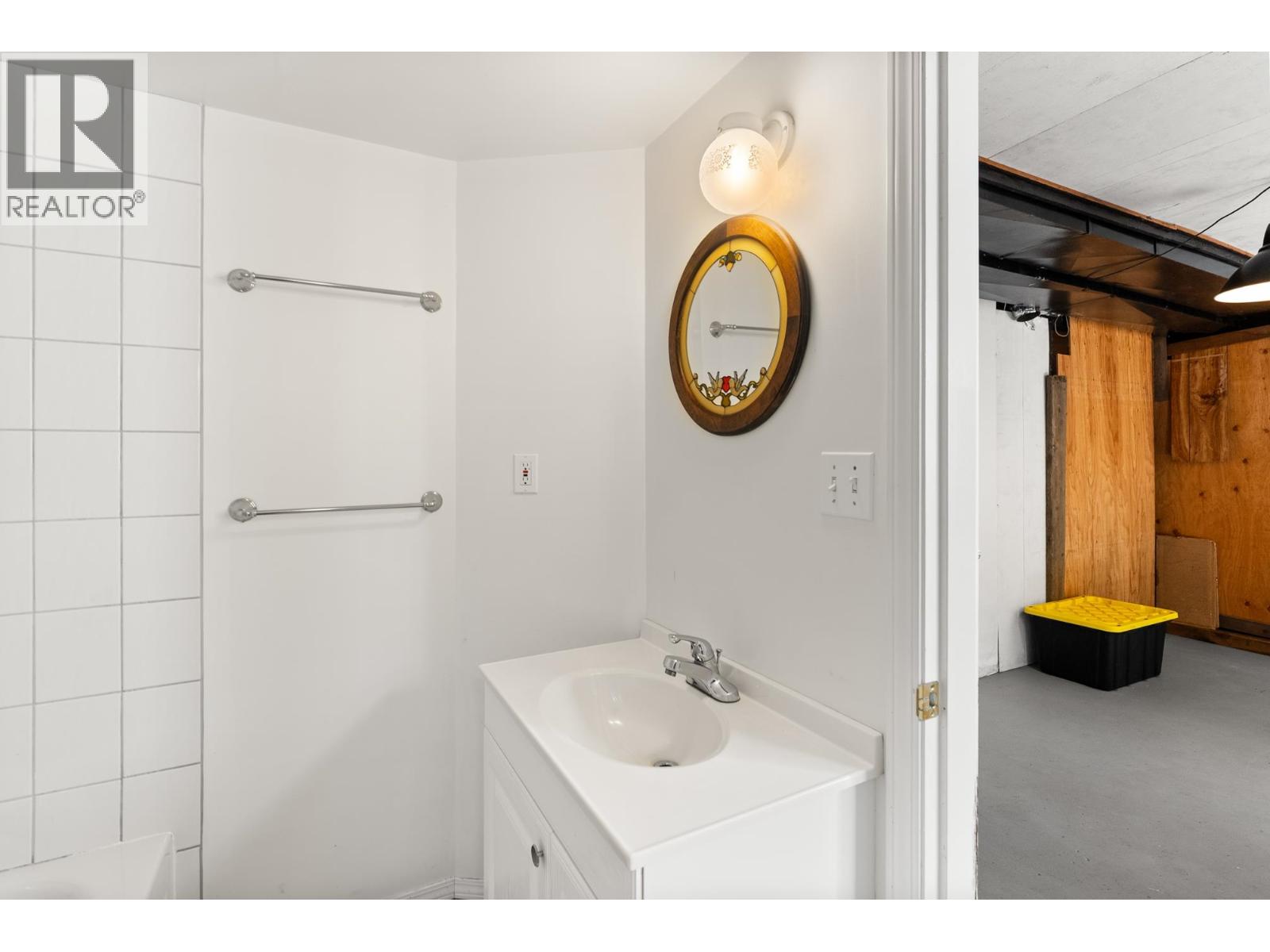 4924 45 Avenue Property Photo 17