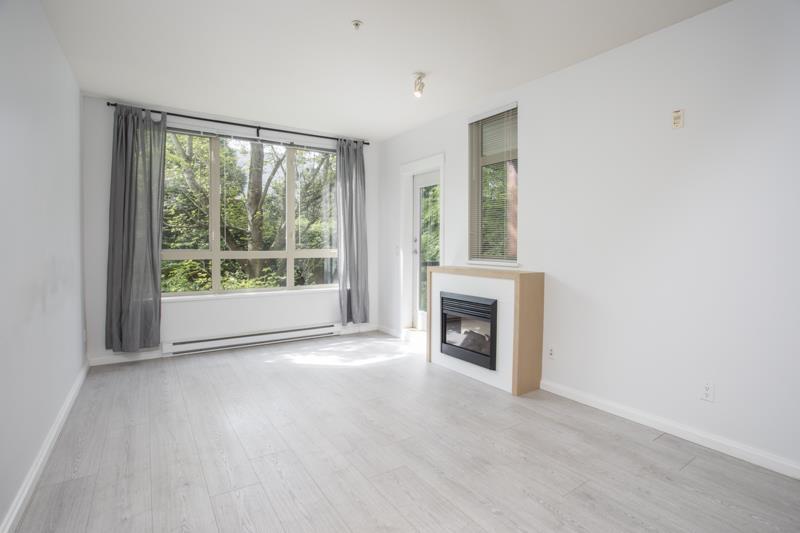 223 15988 26 Street Property Photo 10