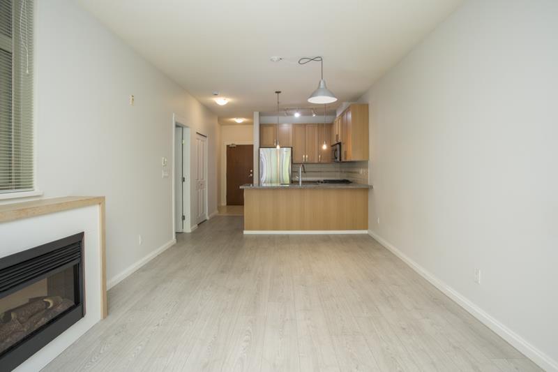 223 15988 26 Street Property Photo 12