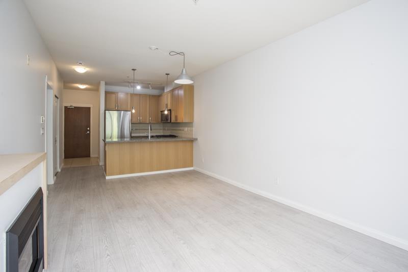223 15988 26 Street Property Photo 14