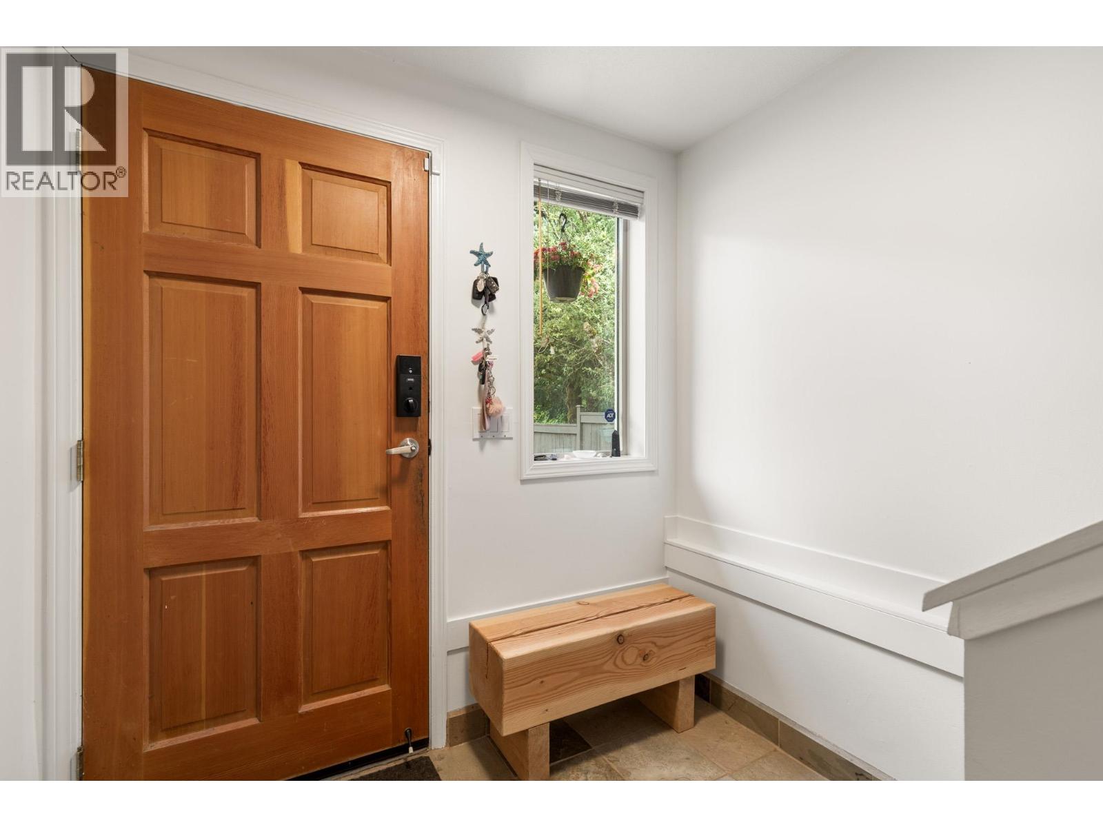 6 1158 Carmel Place Property Photo 6