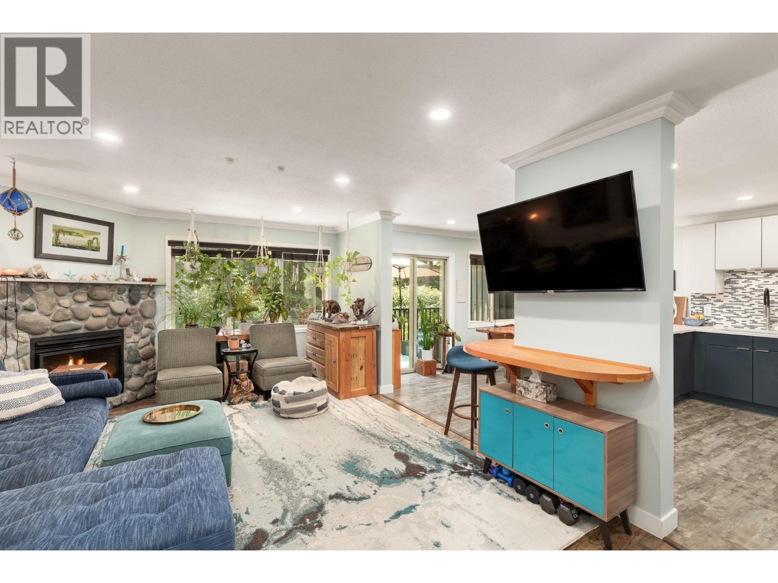 6 1158 Carmel Place Property Photo 10