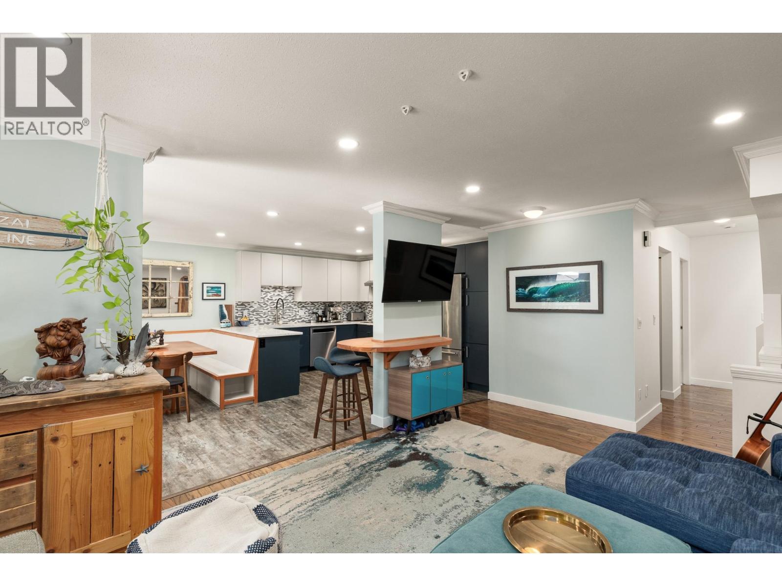 6 1158 Carmel Place Property Photo 13