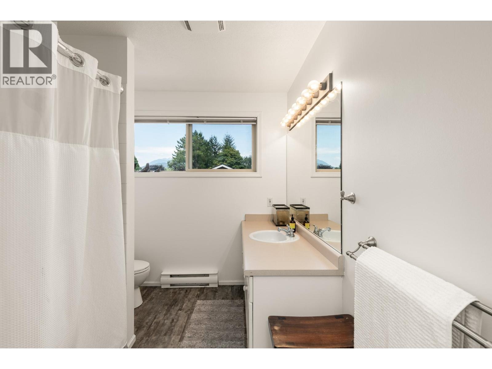 6 1158 Carmel Place Property Photo 18