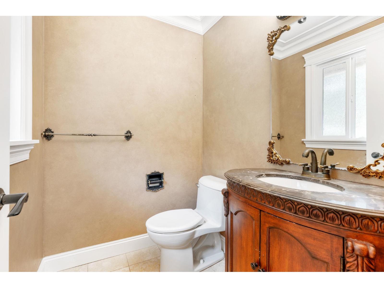 13788 32 Avenue Property Photo 11