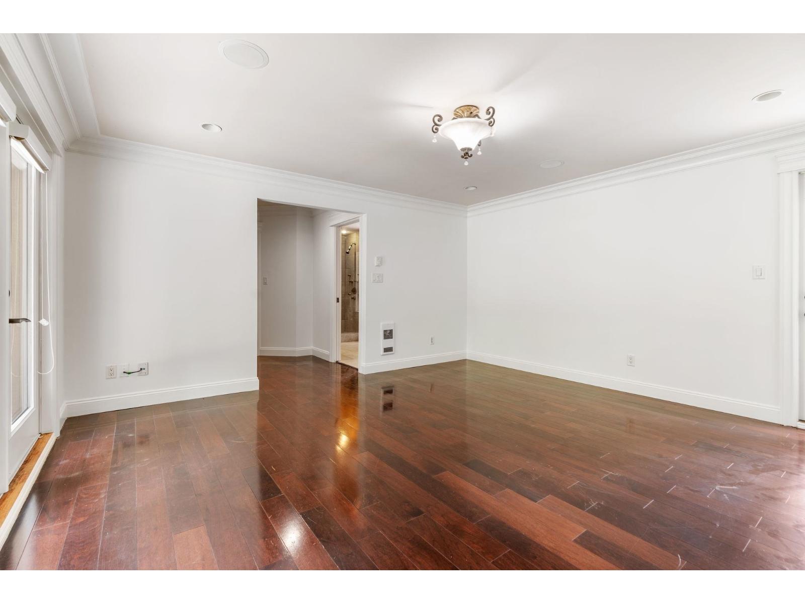 13788 32 Avenue Property Photo 22