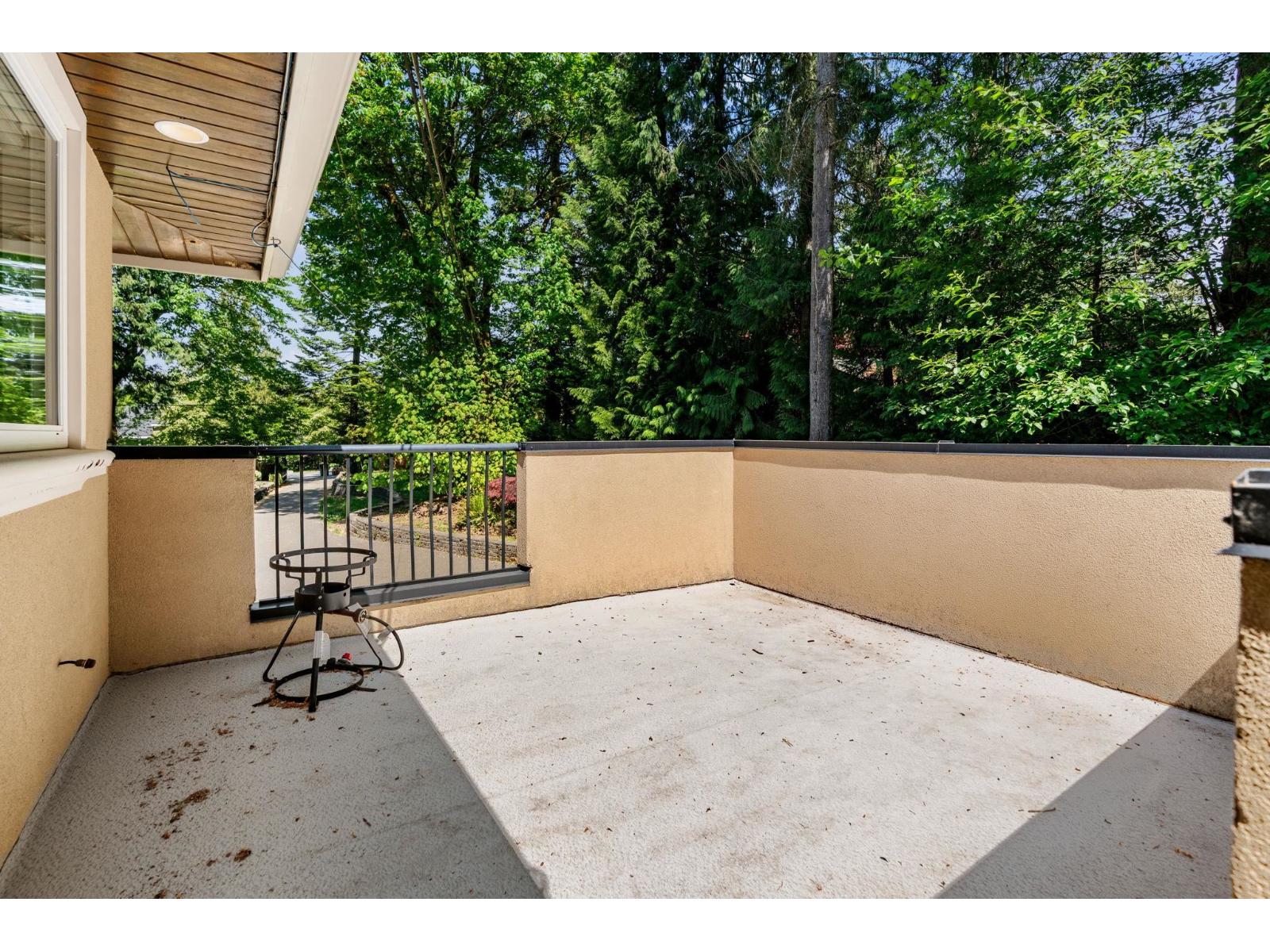 13788 32 Avenue Property Photo 34