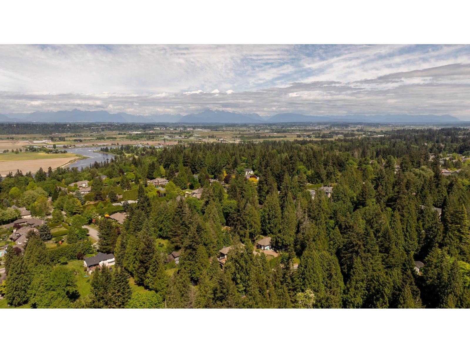 13788 32 Avenue Property Photo 37