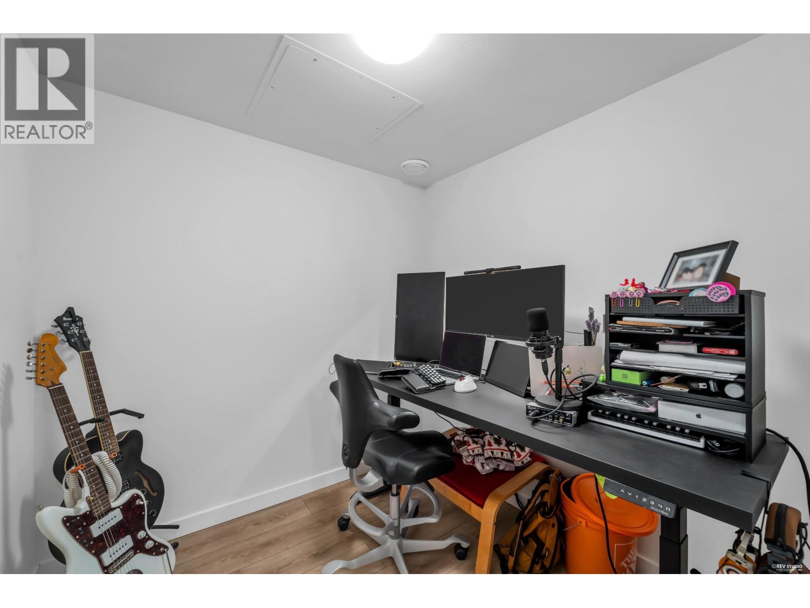 804 8111 Park Road Property Photo 11