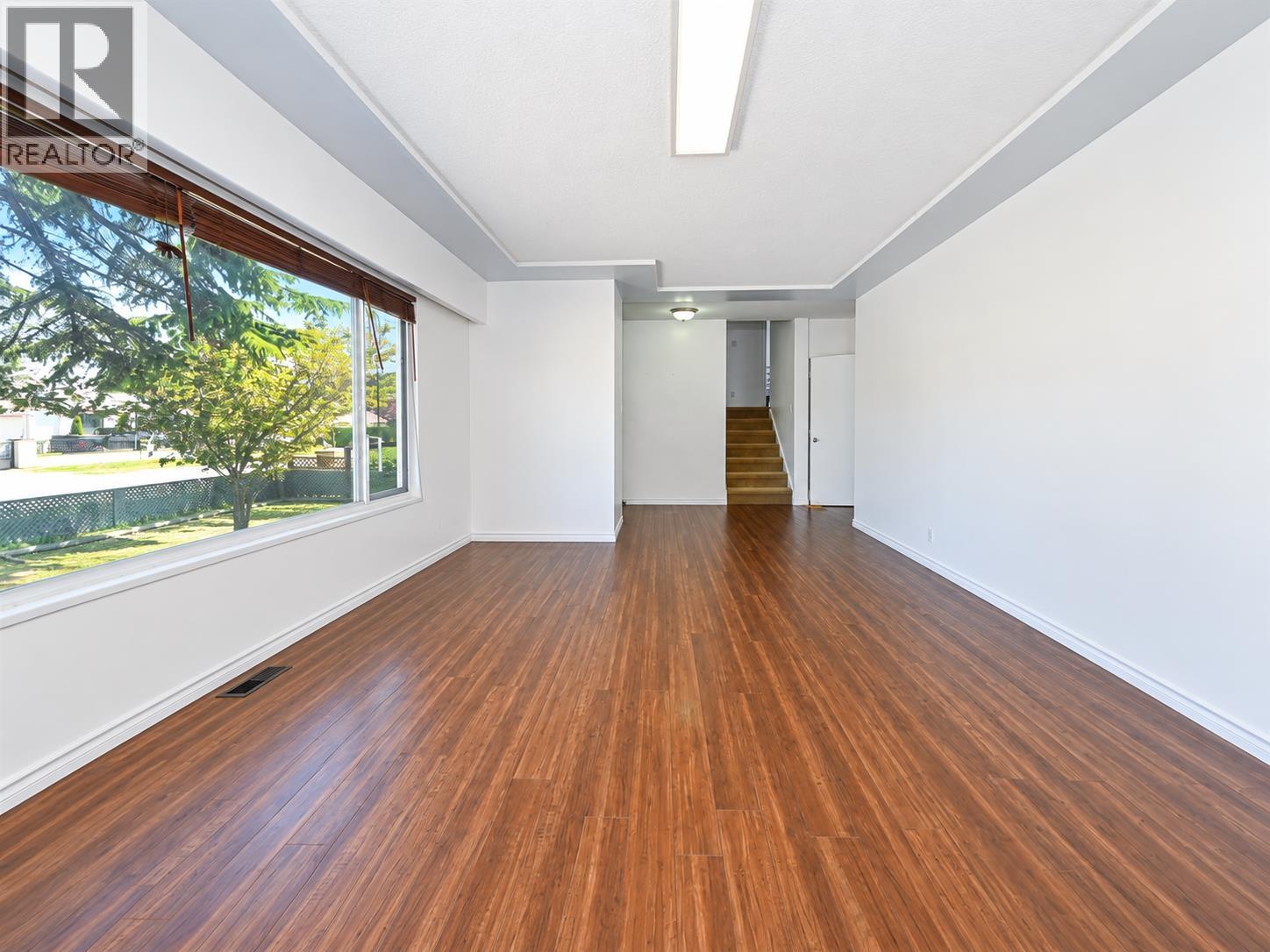 9820 Berry Road Property Photo 2
