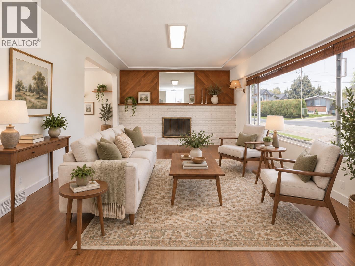 9820 Berry Road Property Photo 4