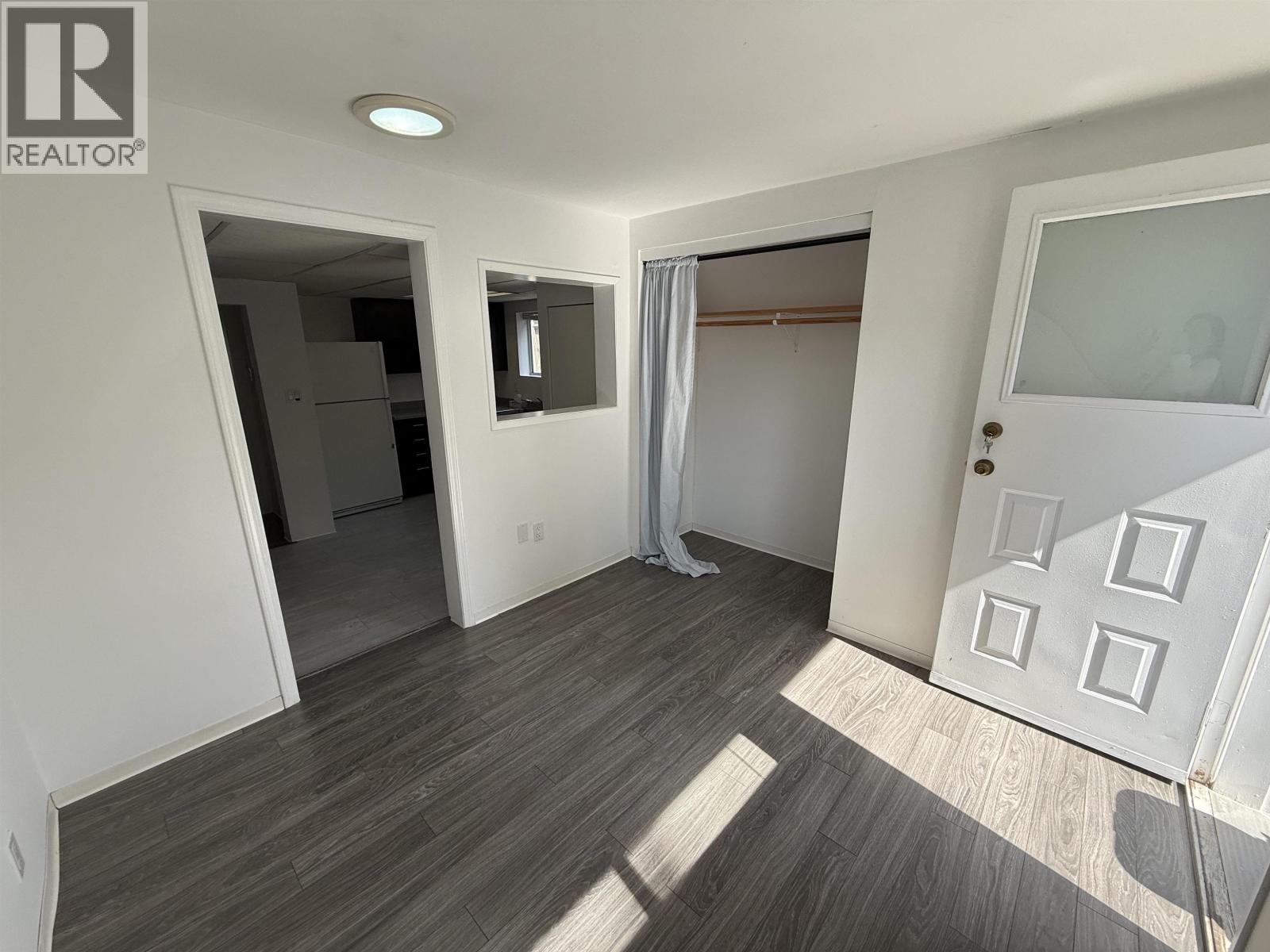 9820 Berry Road Property Photo 16