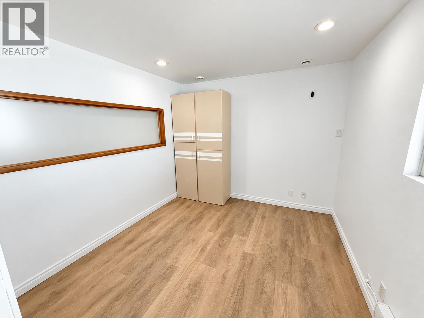 9820 Berry Road Property Photo 27