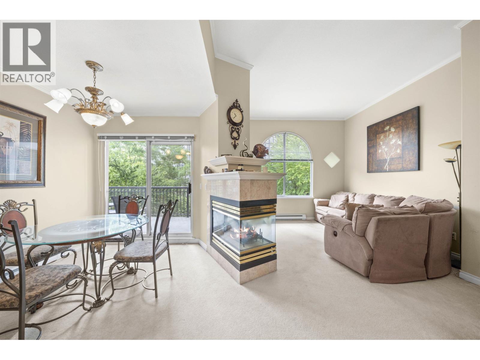 423 1185 Pacific Street Property Photo 1