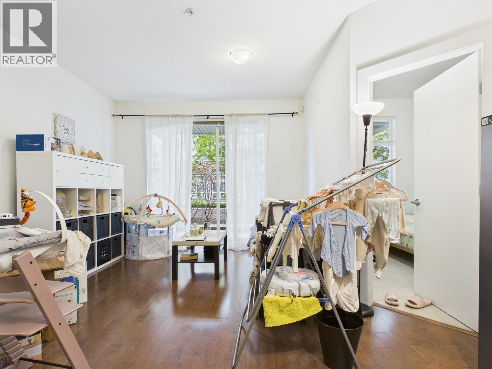 120 6033 Katsura Street Property Photo 10