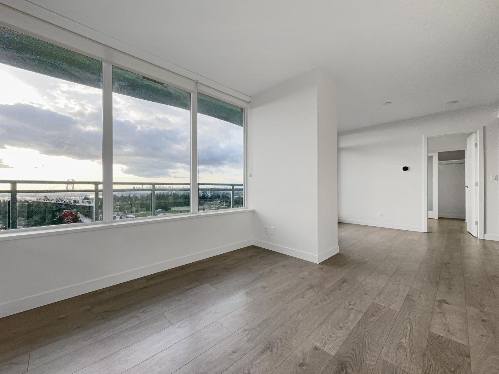 24xx 10480 104 Avenue Property Photo 6