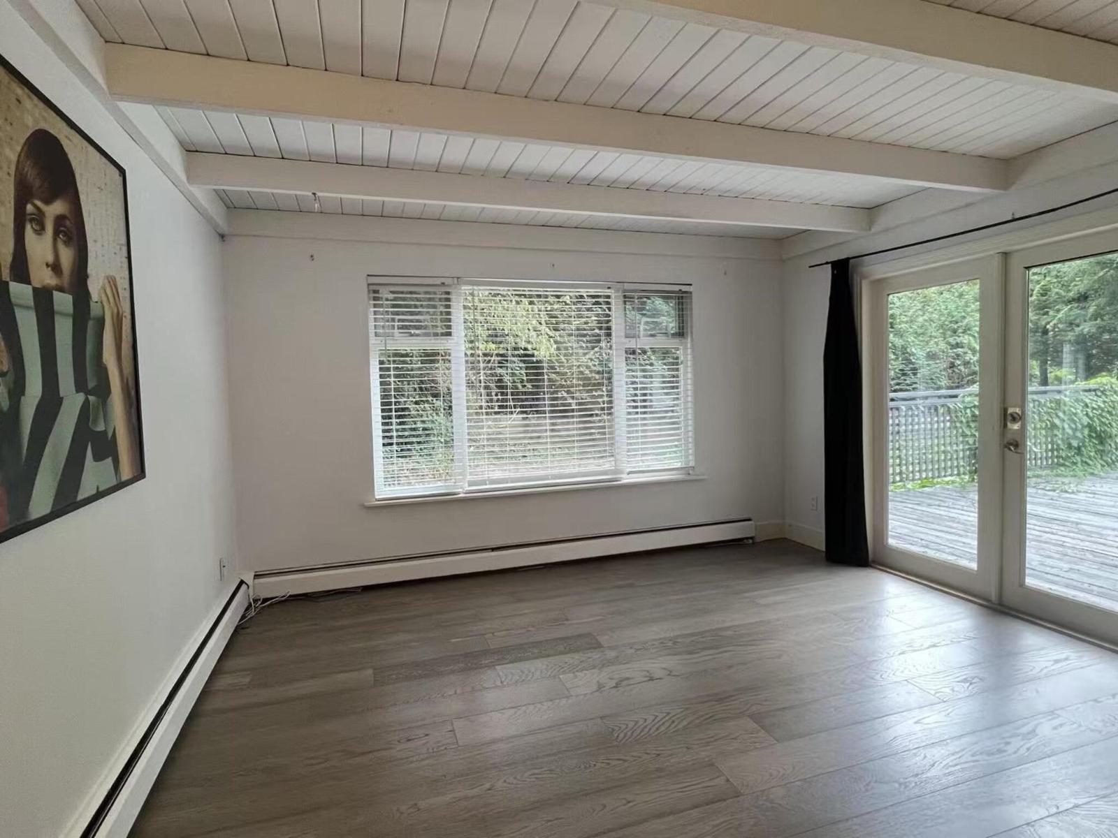 13768 32 Avenue Property Photo 6