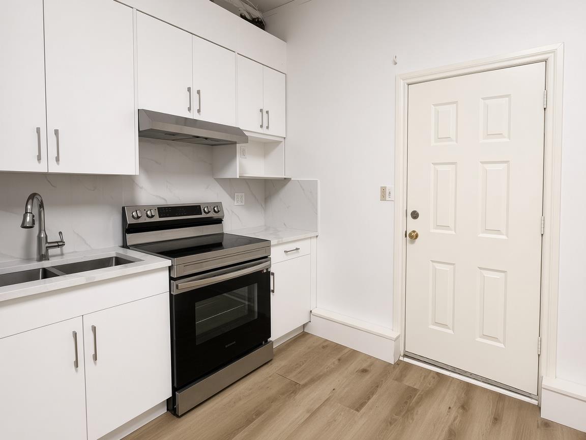 13768 32 Avenue Property Photo 12
