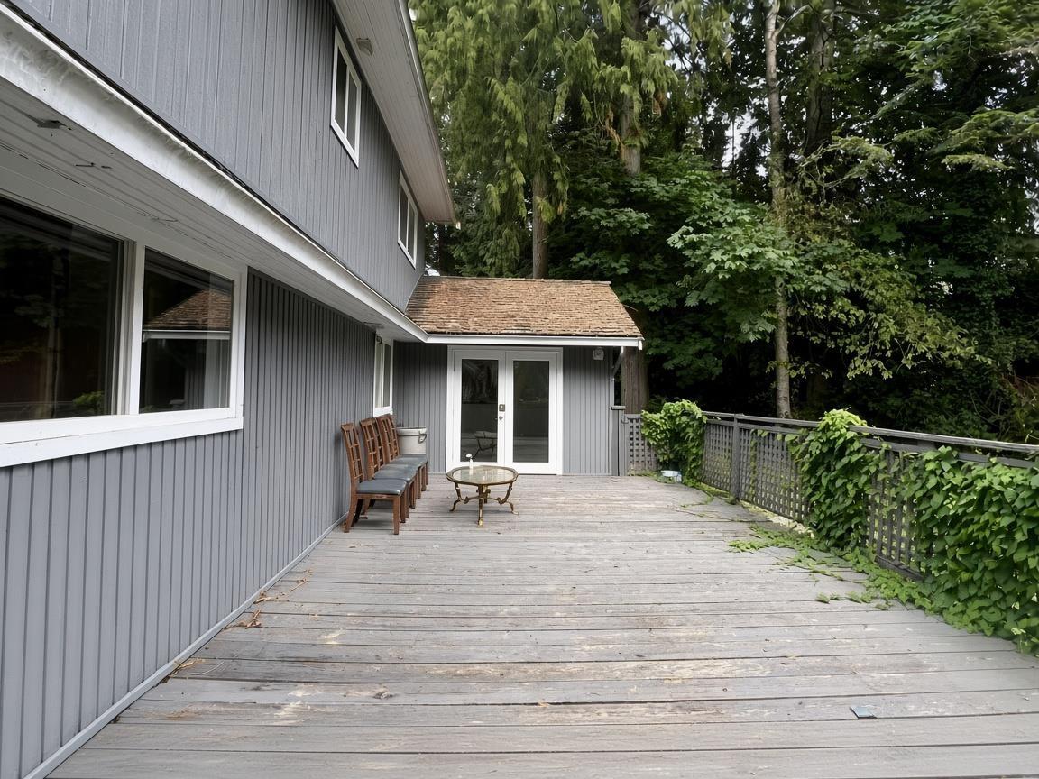 13768 32 Avenue Property Photo 16